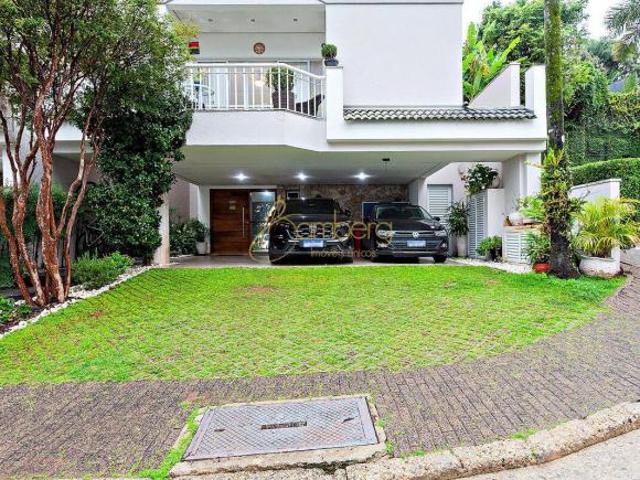 Casa de alto padrão em condomínio Alto da Boa Vista