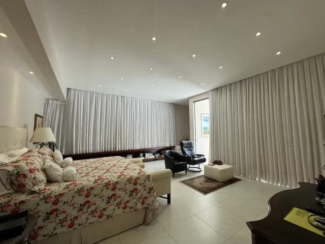 Casa de alto padrão em condominio exclusivo no centro de Pipa