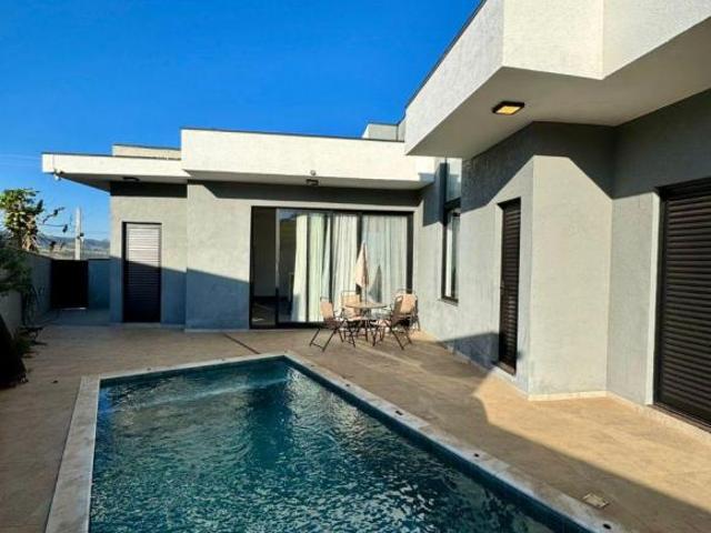 Casa de Alto Padrão R$949.000,00 Bom Gosto e Requinte Ninho Verde 2 Pardinho