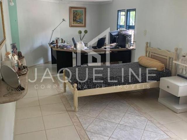 CASA DE ALTO PADRÂO NO BAIRRO PINHEIRINHO, ITAJUBÁ