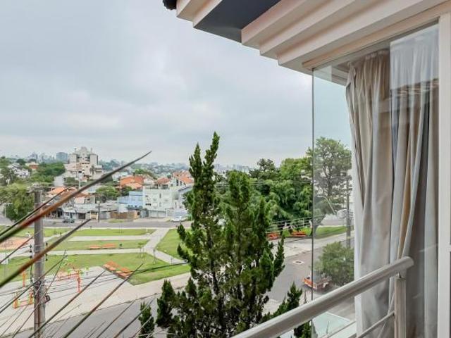 Casa de altíssimo padrão, com 4 suites, e mobiliada, no Chácara das Pedras