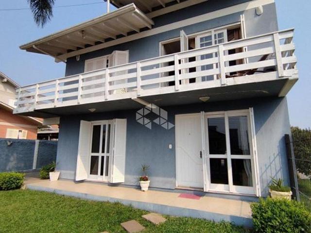 Casa de Alvenaria com Duas Moradias no Bairro São Roque