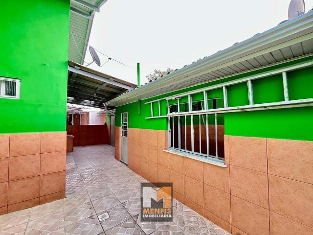 Casa de Alvenaria semimobiliada no Petrópolis