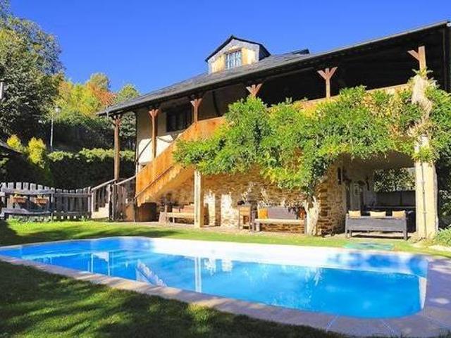 Casa de Cuento La Mallada