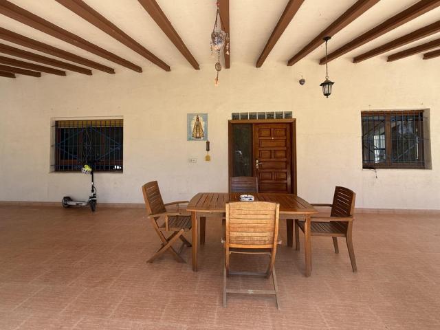 CASA DE CAMPO MUY CERCA DEL PUEBLO ASPE ALICANTE