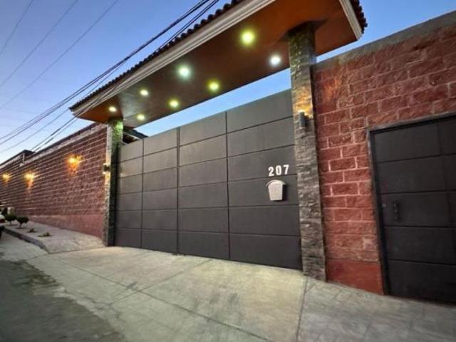 Casa de Campo Moderna a Minutos de Guadalajara – ¡Por Debajo de Avalúo!