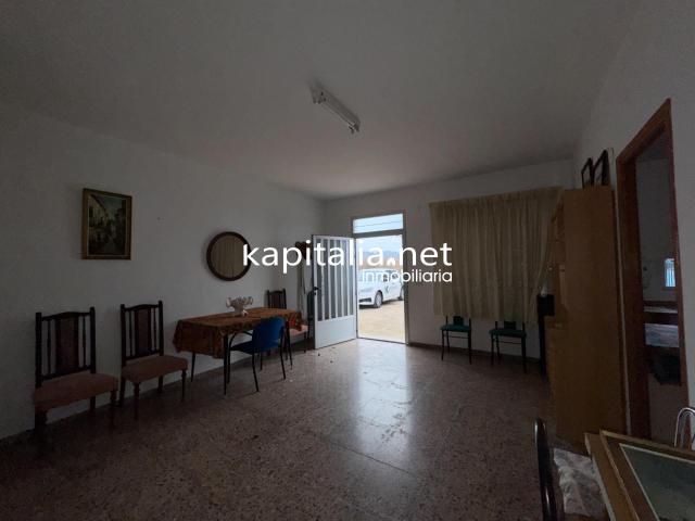 CASA DE CAMPO A LA VENTA EN MONTAVERNER