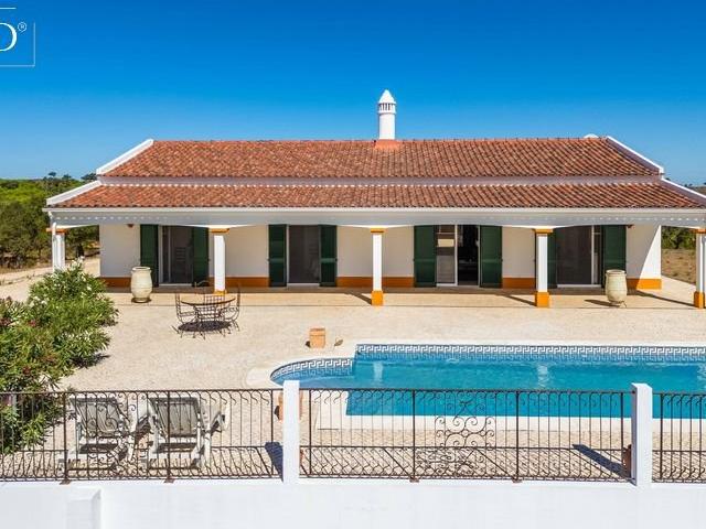 Casa de campo com 4 quartos, maravilhosamente renovada, com. 429m² Ourique