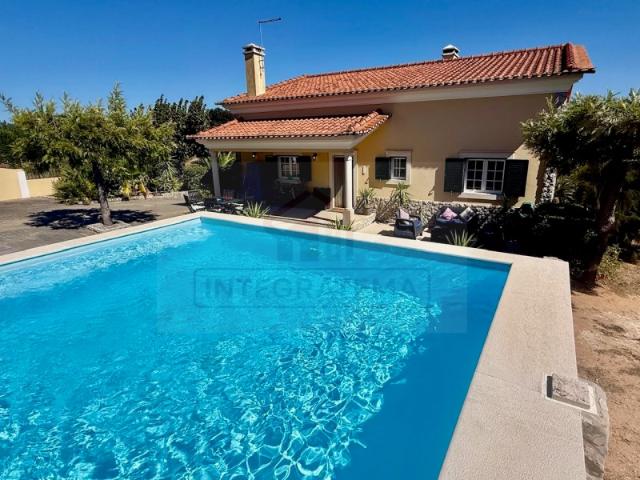 Casa de campo com piscina e terreno Arrouquelas, Rio Maior