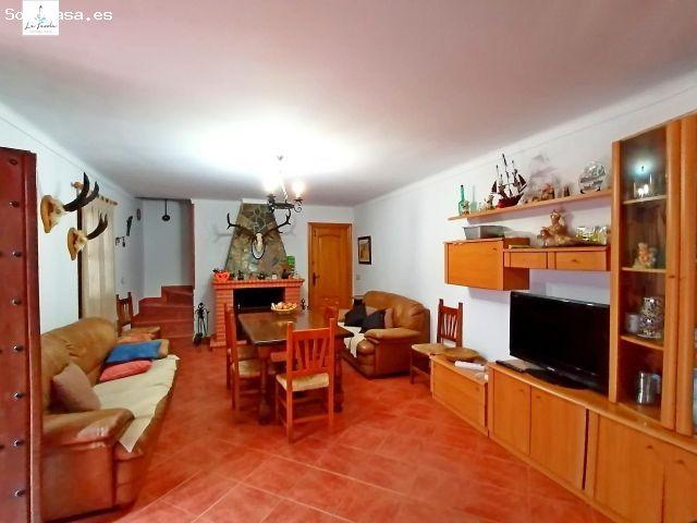 CASA DE CAMPO CON 8 DORMITORIOS EN VILLANUEVA DEL TRABUCO