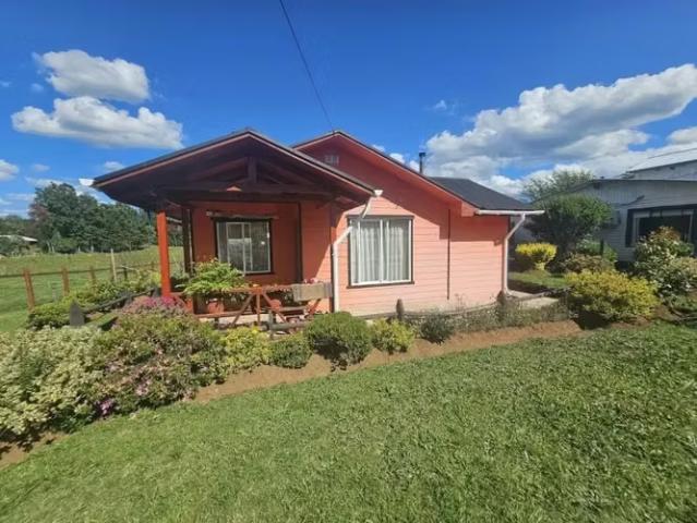 Casa de campo con 2645 m2 en los lagos | 2 dormitorios por 120000. 00 en Los Lagos