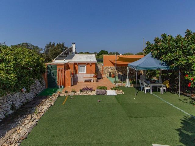 Casa de campo con terreno en venta cerca de Sant Lluís 0m² Sant Lluís