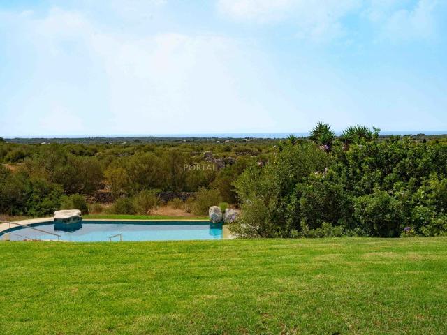 Casa de Campo con Vistas al Mar y Gran Terreno 347m² Alaior