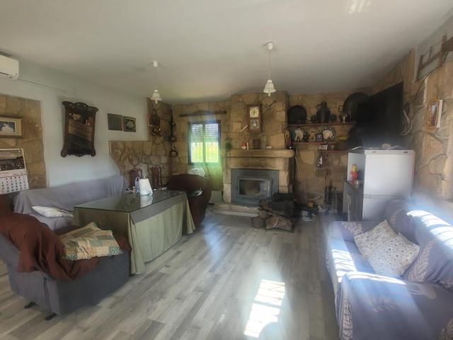 CASA DE CAMPO CON ESCRITURAS EN MONTE DEL CASAR
