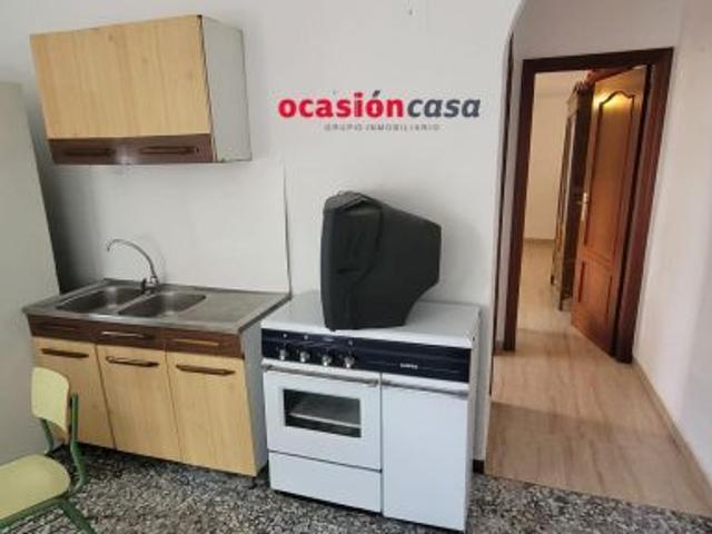 CASA DE CAMPO CON OLIVOS EN VENTA