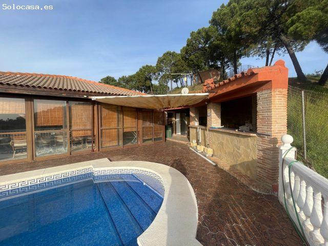 CASA DE CAMPO CON PARCELA AMPLIA