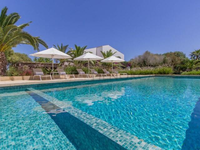 Casa de campo con piscina en venta cerca de Sant Lluís 0m² Sant Lluís