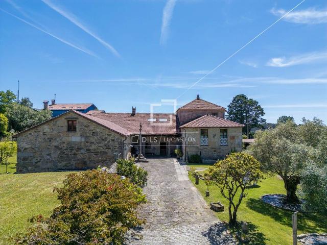 Casa de campo de alto standing de 1087 m2 en venta Boiro, España