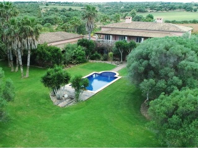 Casa de campo de alto standing de 150998 m2 en venta Santa Margarita, España