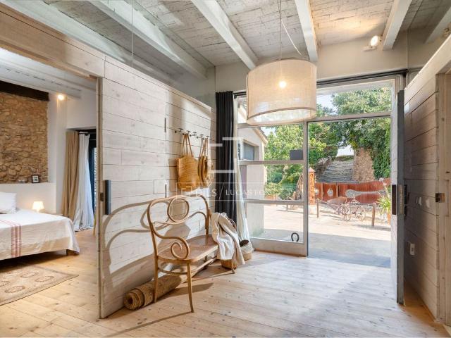 Casa de campo de alto standing de 240 m2 en venta Orriols, España