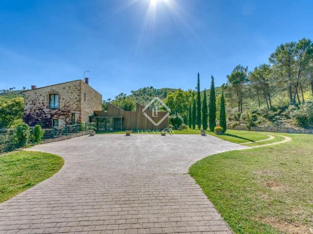 Casa de campo de alto standing de 264 m2 en venta Boadella d'Empordà, Cataluña
