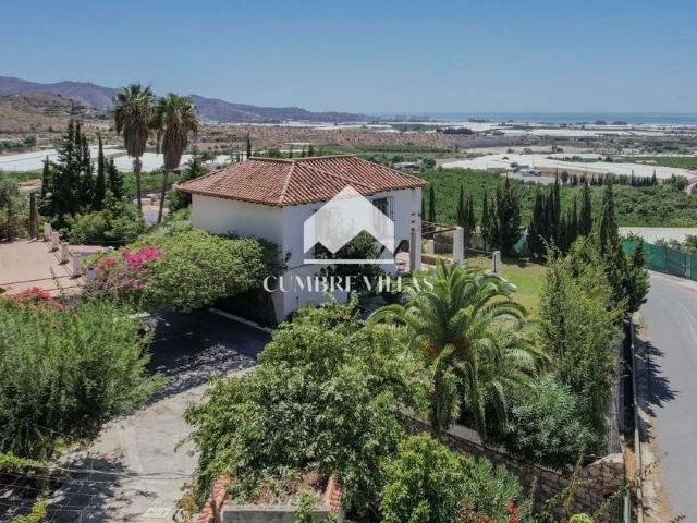Casa de campo de alto standing de 267 m2 en venta Motril, España
