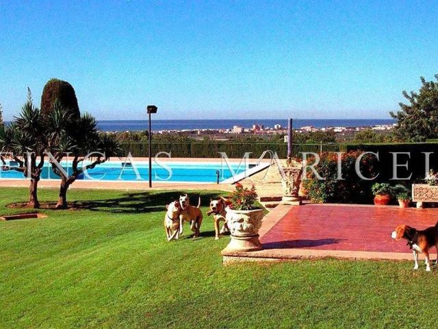 Casa de campo de alto standing de 5 dormitorios en venta Calafell, Cataluña