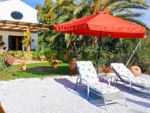 Casa de campo de alto standing de 130 m2 en venta Estepona, España