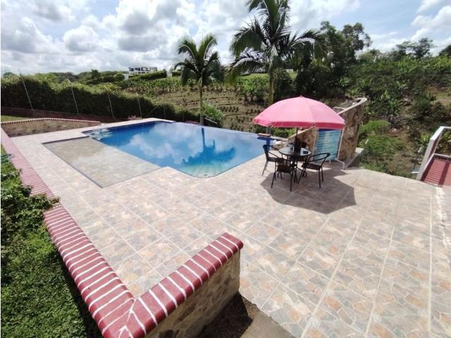 Casa de campo de alto standing de 7 dormitorios en venta Montenegro, Colombia
