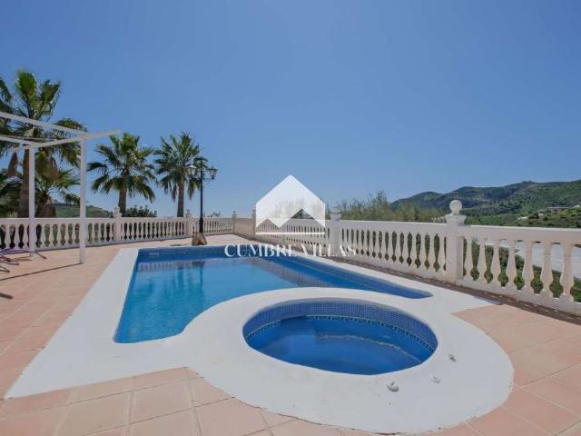 Casa de campo de alto standing de 486 m2 en venta Ítrabo, España