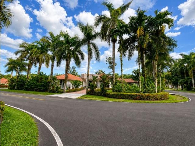 Casa de campo de alto standing de 4 dormitorios en venta Villavicencio, Colombia