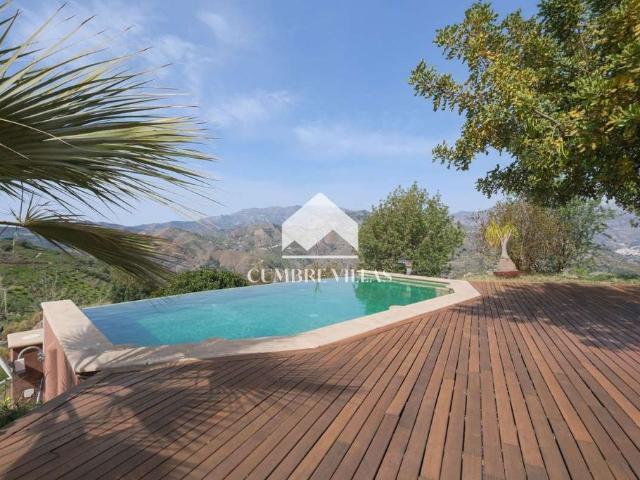 Casa de campo de alto standing de 515 m2 en venta Ítrabo, España