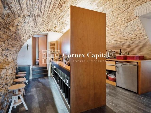 Casa adosada de lujo de 595 m2 en venta Vulpellac, Cataluña