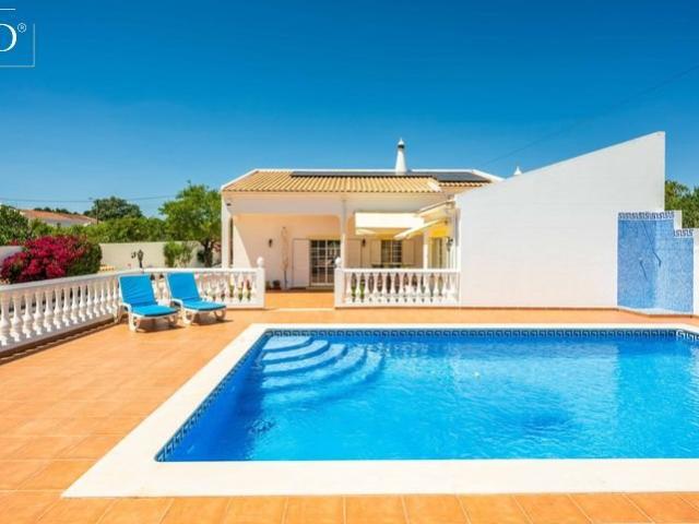 Casa de campo de 2 quartos + 1 com piscina 187m² Paderne