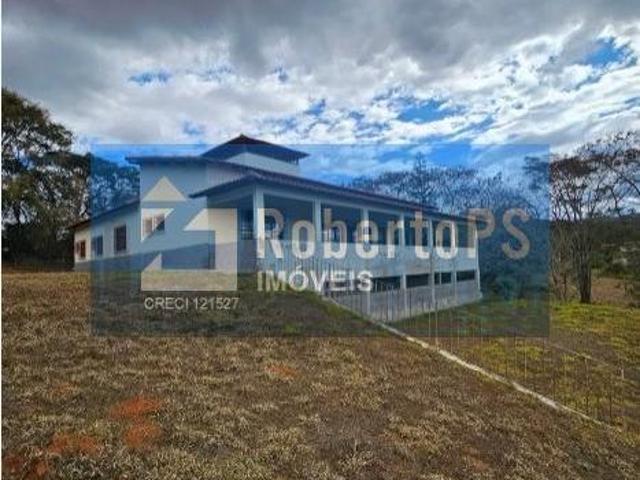 Casa de campo em Carmo de Minas condomínio de chácara aceita troca / permuta R$1.600.000,00