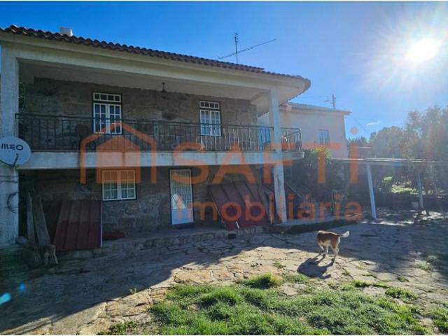 Casa de Campo em Vela
