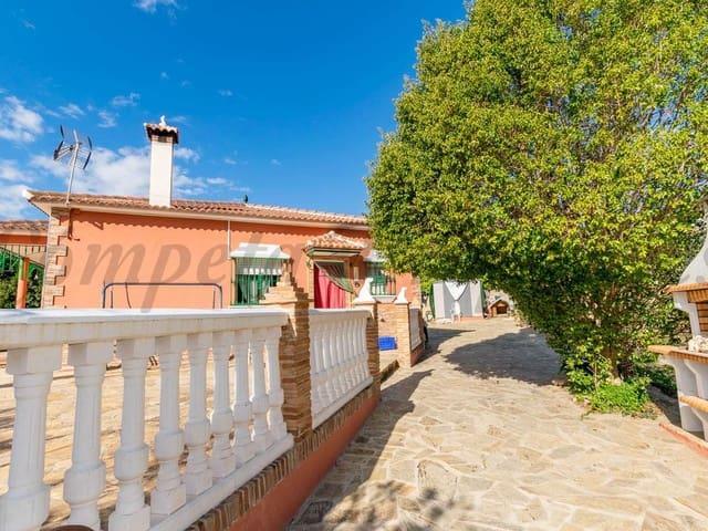 Casa de campo en Alcaucín, con 4 habitaciones y 1 baño. 115m² Alcaucín