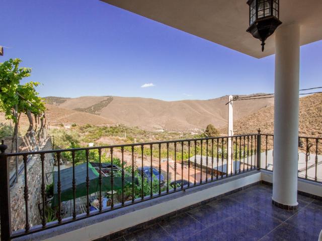 CASA DE CAMPO EN GÉRGAL ALMERÍA Parcela de 13.507 m2 | Vivienda principal de 300 m2 | A tan solo 30 minutos de Almería capital