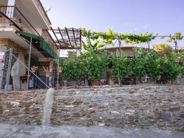 CASA DE CAMPO EN GÉRGAL ALMERÍA Parcela de 13.507 m2 | Vivienda principal de 300 m2 | A tan solo 30 minutos de Almería capital