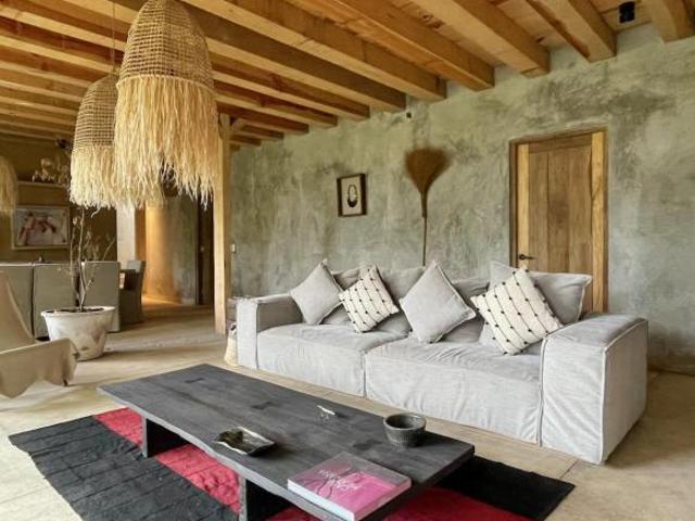 Casa de Campo en Privada con seguridad