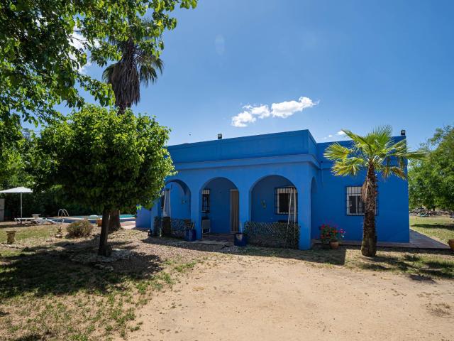 Casa de campo en Urb Coto Pinar, Marchena