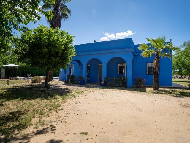 Casa de campo en Urb Coto Pinar, Marchena