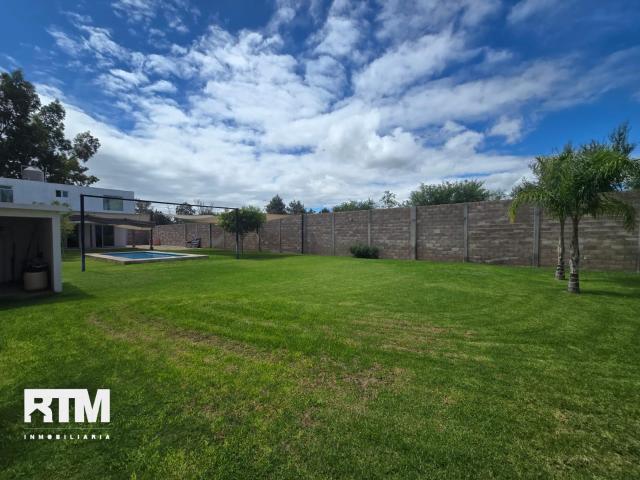 CASA DE CAMPO EN VENTA EN GRANJAS DE LA FLORIDA