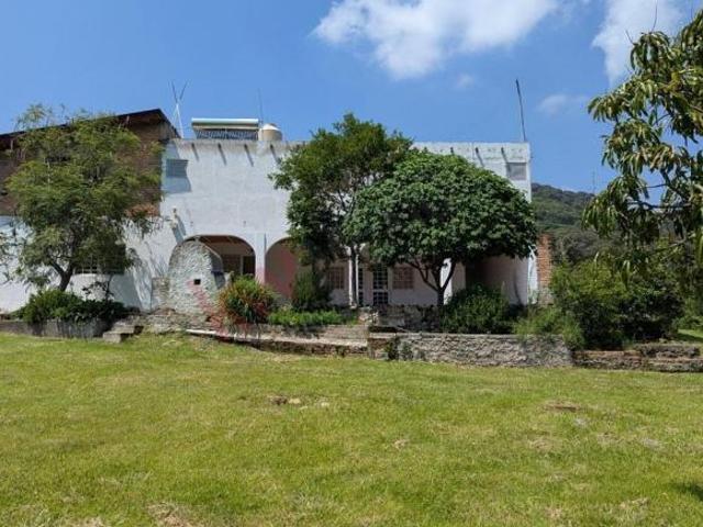 CASA DE CAMPO EN VENTA EN HACIENDA SANTA LUCIA