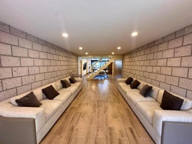 CASA DE CAMPO EN VENTA EN LOMAS DE COMANJILLA CON ALBERCA, JACUZZI Y TERRAZA PARA EVENTOS