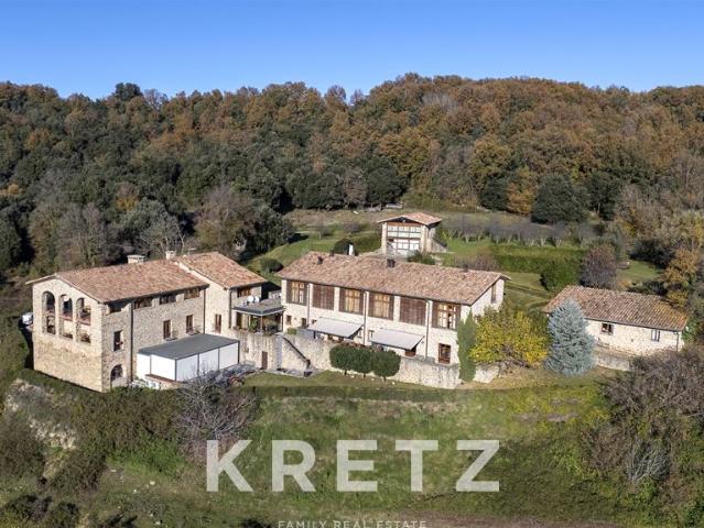 Casa de campo / Hotel reformado en el corazón de la Garrotxa
