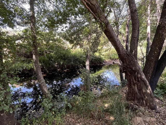 Casa de campo rehabilitada en finca rústica junto al río 180m² La Codosera