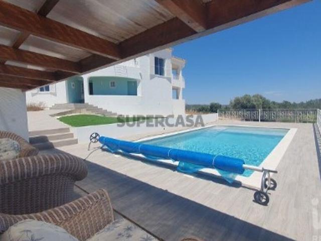 Casa de Campo T4 em Bensafrim e Barão de São João