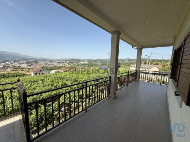 Casa de Campo T4 em Folhadela de 459,00 m²