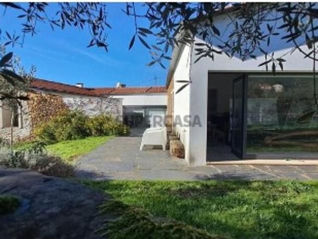 Casa de Campo T6 em Real de 442,00 m²